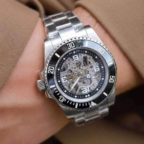 CLASSIC 40MM SKELETON DIAL DIVE WATCH