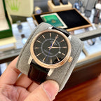 CLASSIC 40MM LEATHER STRAP WATCH