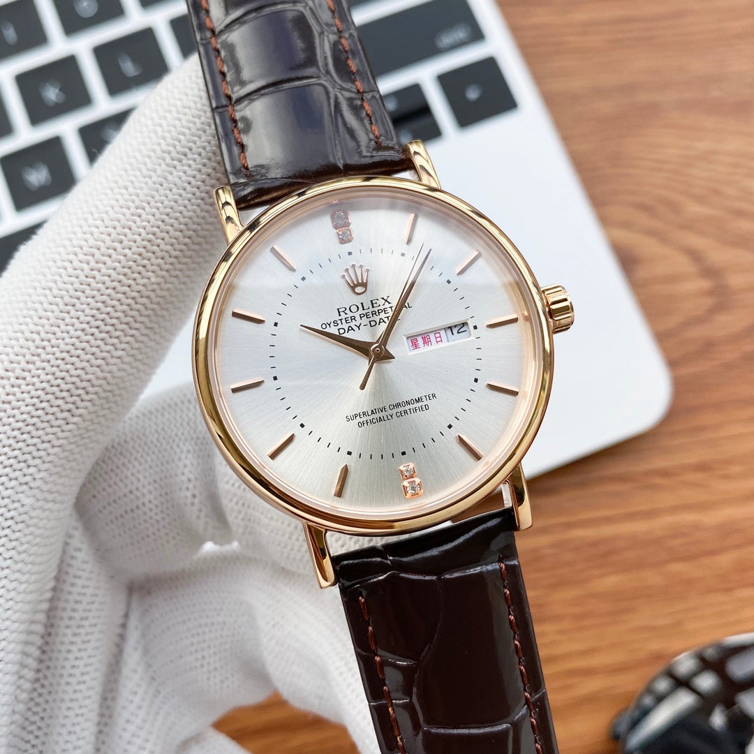 CLASSIC 39MM DAY-DATE LEATHER STRAP WATCH