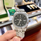 CLASSIC 40MM STAINLESS STEEL STRAP WATCH
