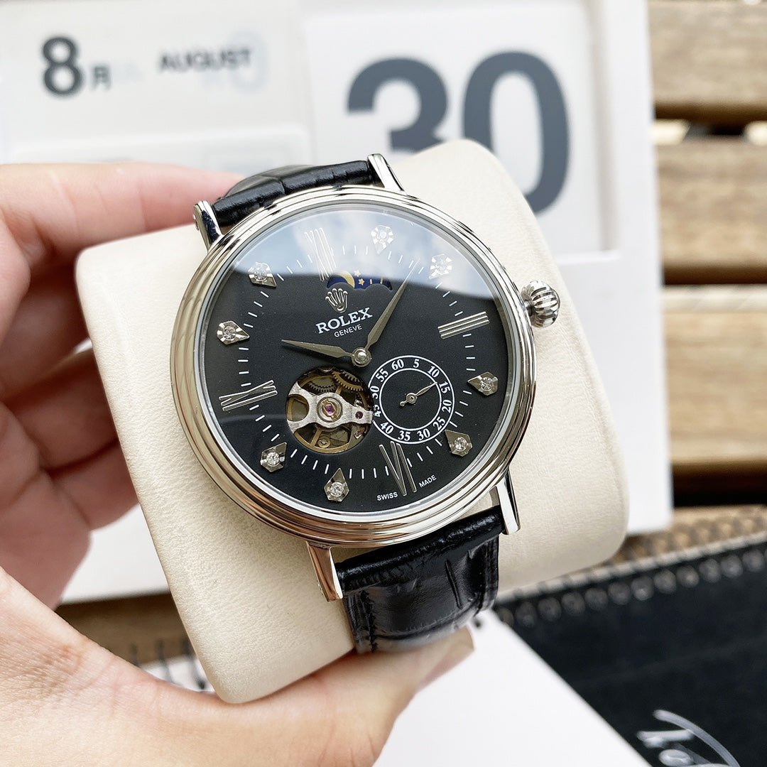 CLASSIC 40MM CASUAL LEATHER STRAP WATCH
