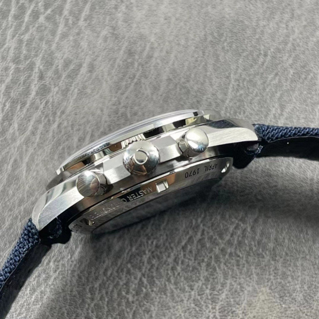 VARELLO CLASSIC SILVER DIAL CHRONOGRAPH WATCH