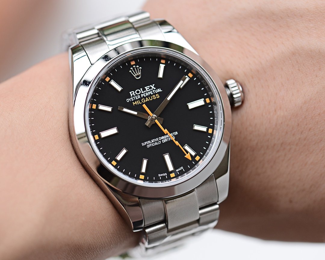 CLASSIC STAINLESS STEEL BLACK DIAL ORANGE