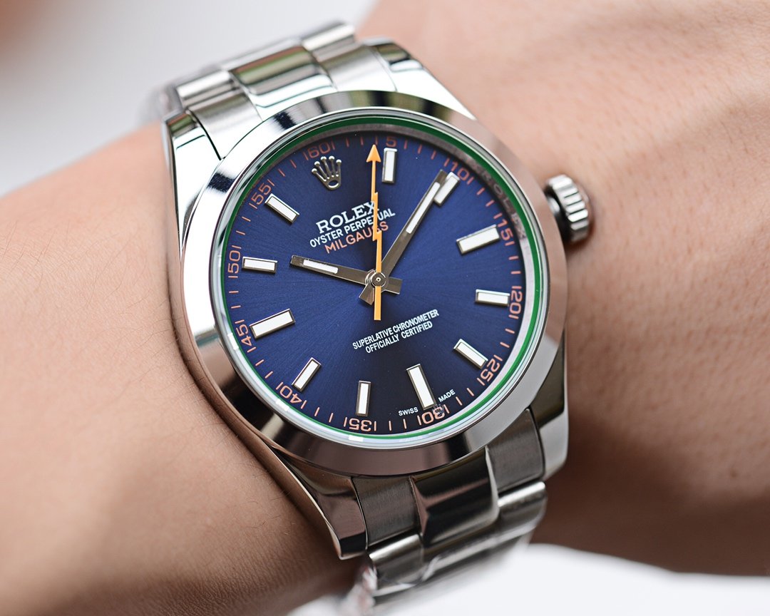 CLASSIC STAINLESS STEEL BLUE DIAL
