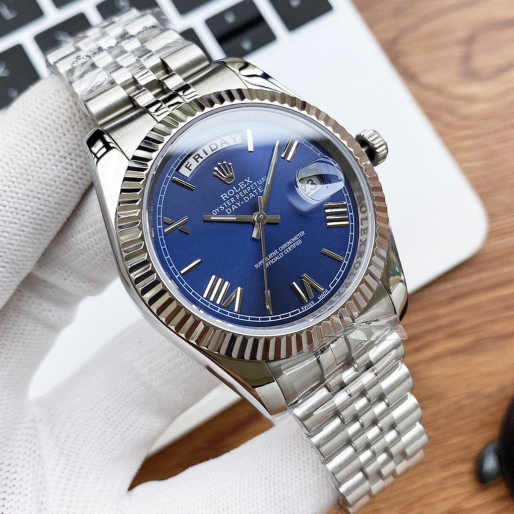 CLASSIC 40MM STAINLESS STEEL DAY-DATE BRACELET WATCH