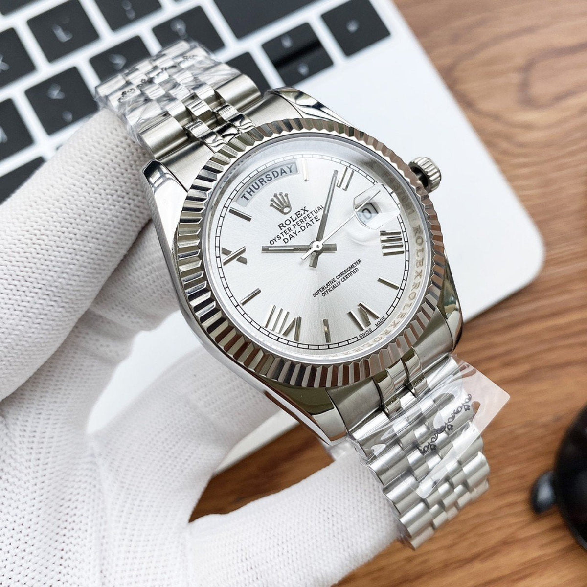 CLASSIC 40MM STAINLESS STEEL DAY-DATE BRACELET WATCH