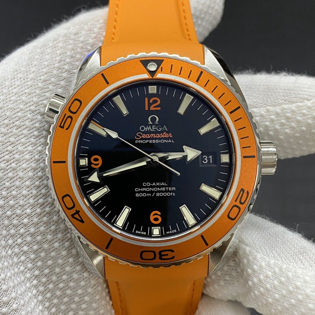 VARELLO CLASSIC OCEAN 600M CO-AXIAL ORANGE BLACK DIAL