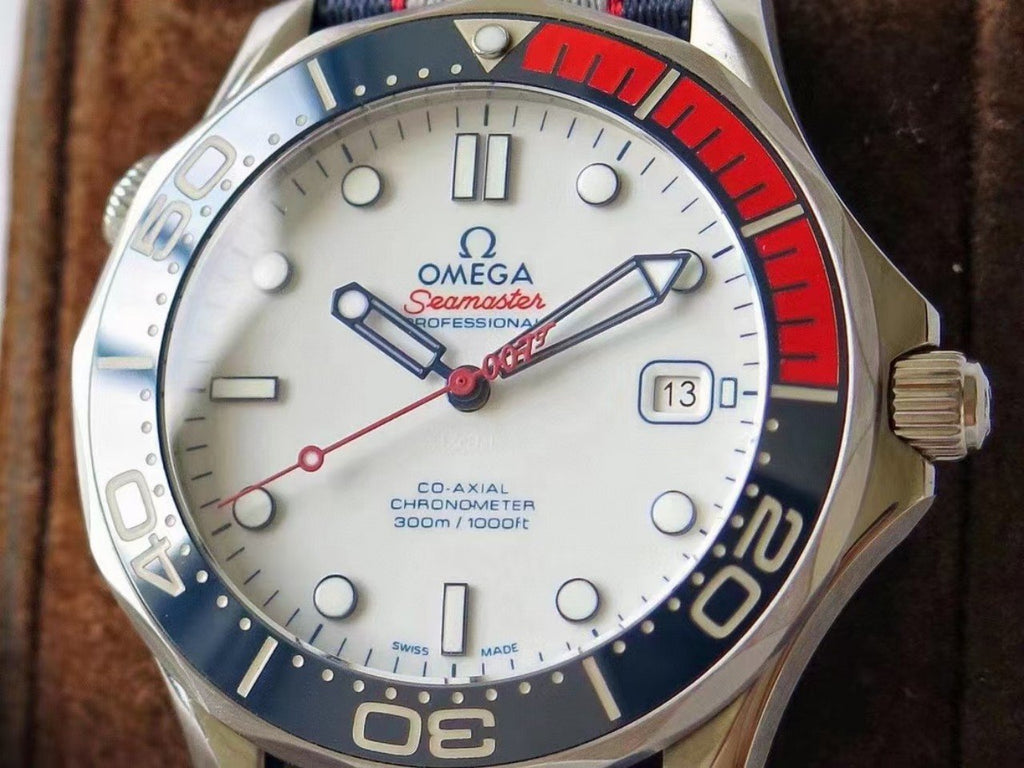 VARELLO CLASSIC COMMANDER WHITE DIAL TEXTILE STRAP