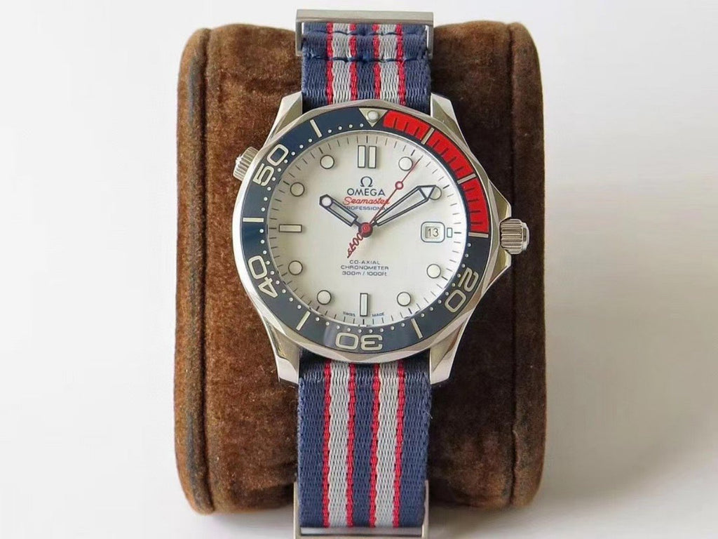 VARELLO CLASSIC COMMANDER WHITE DIAL TEXTILE STRAP