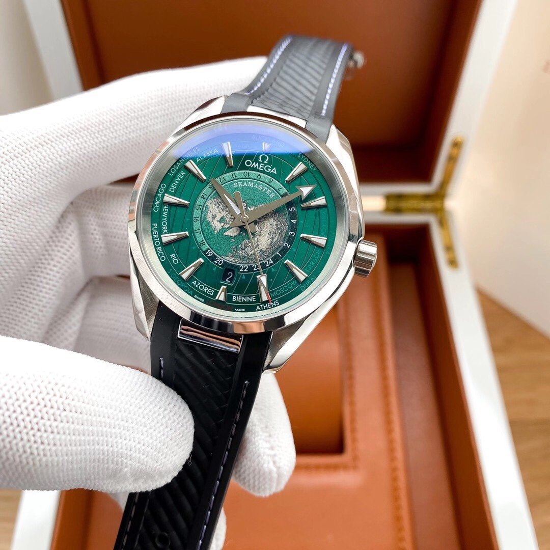 VARELLO CLASSIC TERRA 150M WORLDTIMER GREEN DIAL