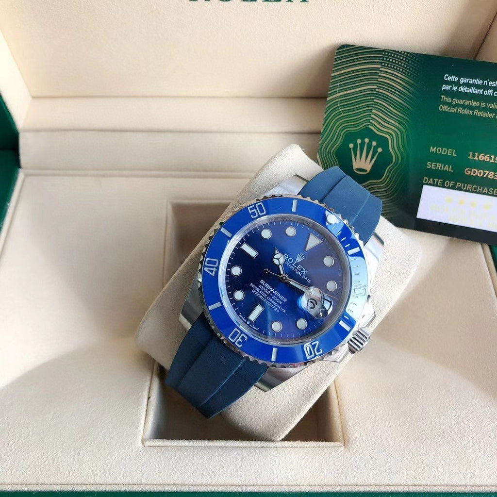 CLASSIC DATE 41MM BLUE BEZEL RUBBER STRAP DIVE WATCH