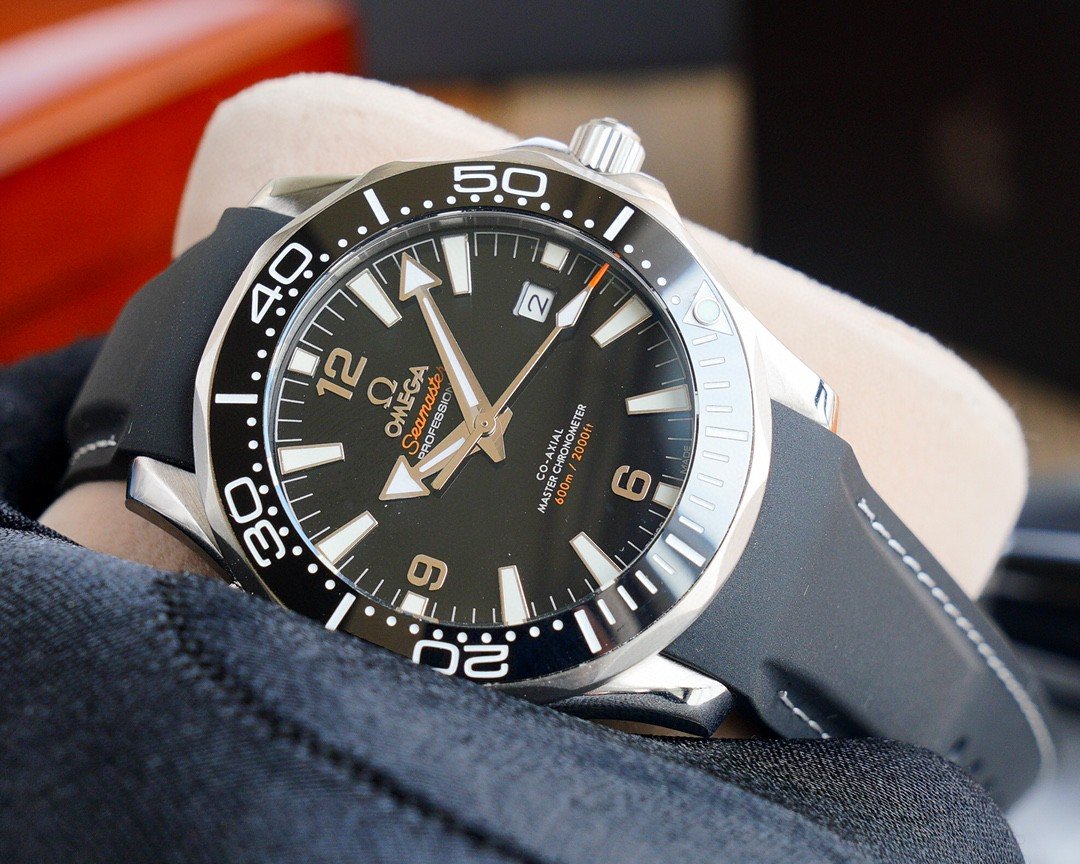 VARELLO CLASSIC OCEAN 600M RUBBER STRAP