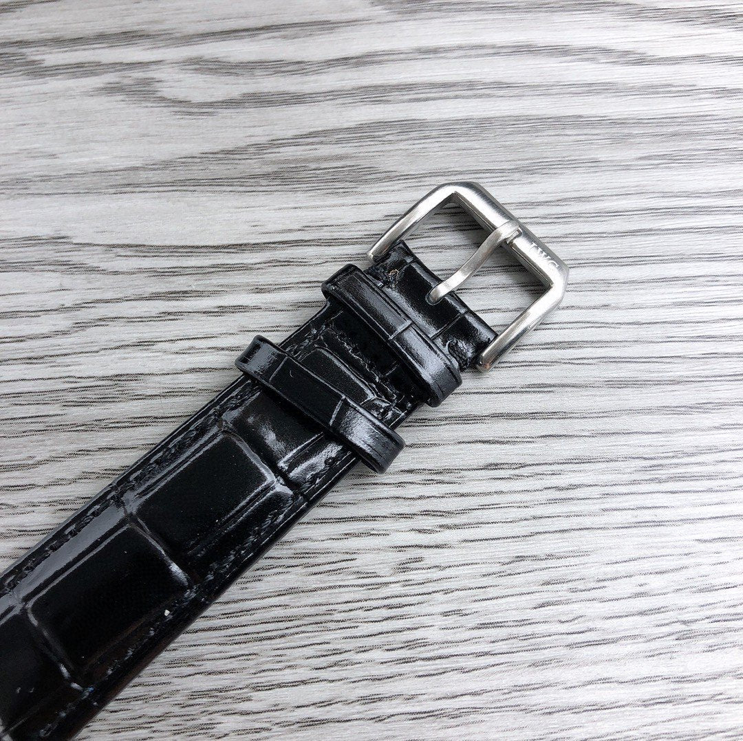 CLASSIC AUTOMATIC STAINLESS STEEL LEATHER STRAP WATCH