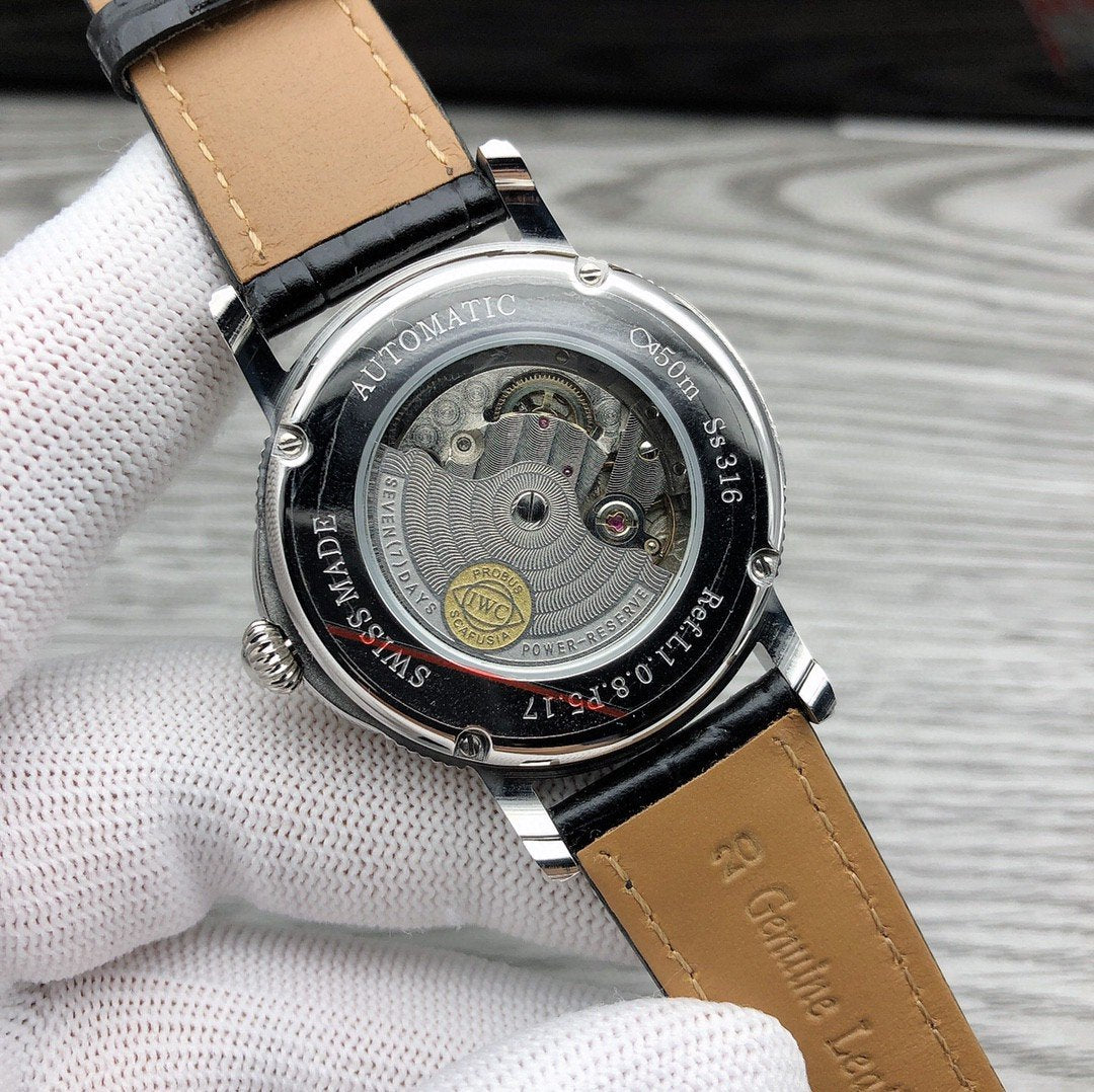 CLASSIC AUTOMATIC STAINLESS STEEL LEATHER STRAP WATCH