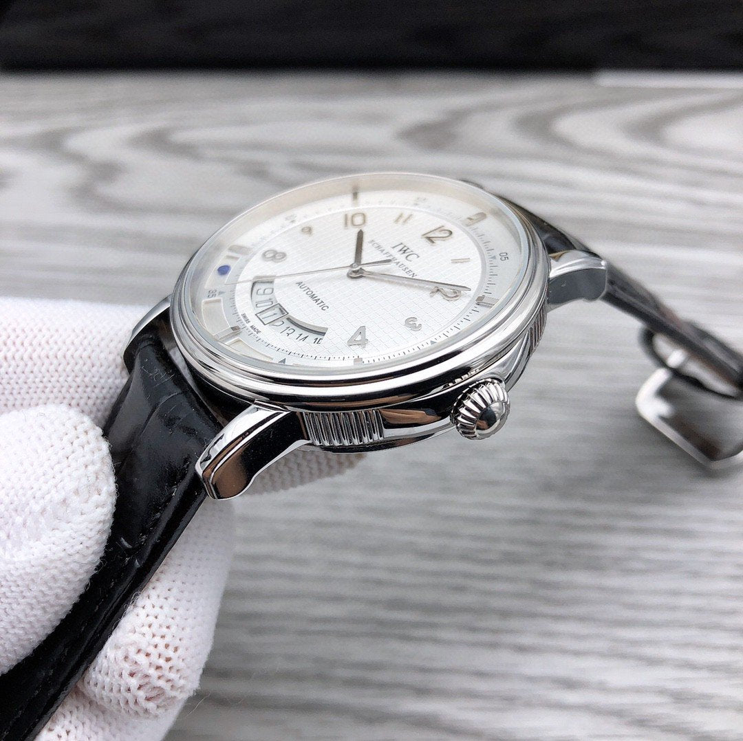 CLASSIC AUTOMATIC STAINLESS STEEL LEATHER STRAP WATCH