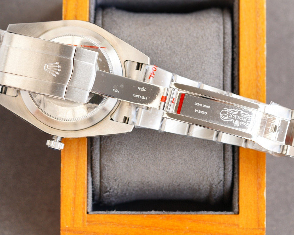 CLASSIC 41MM CUSTOM STAINLESS STEEL WATCH