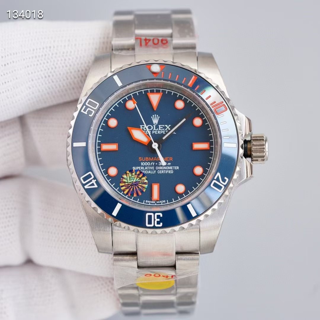 CLASSIC DATE BLUE & RED BEZEL DIVE WATCH