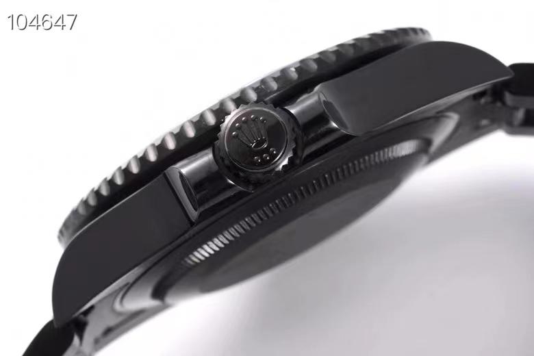 CLASSIC GMT BLACK & WHITE BEZEL WATCH