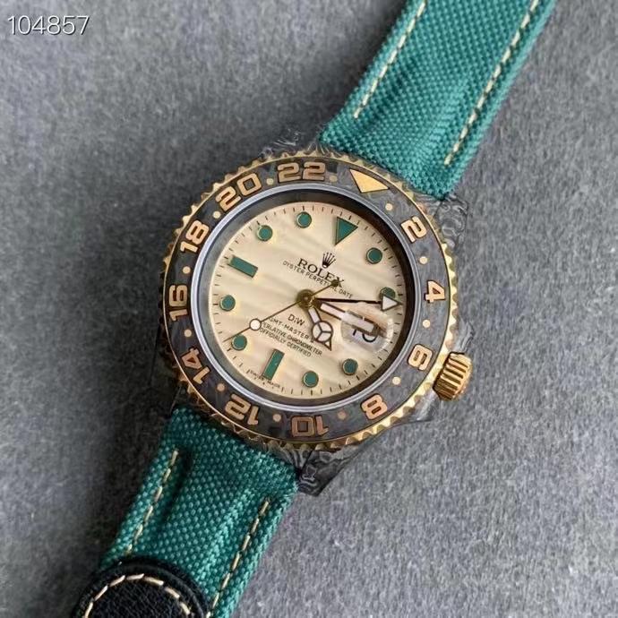 CLASSIC CUSTOM CARBON FIBER CREAM DIAL GMT WATCH