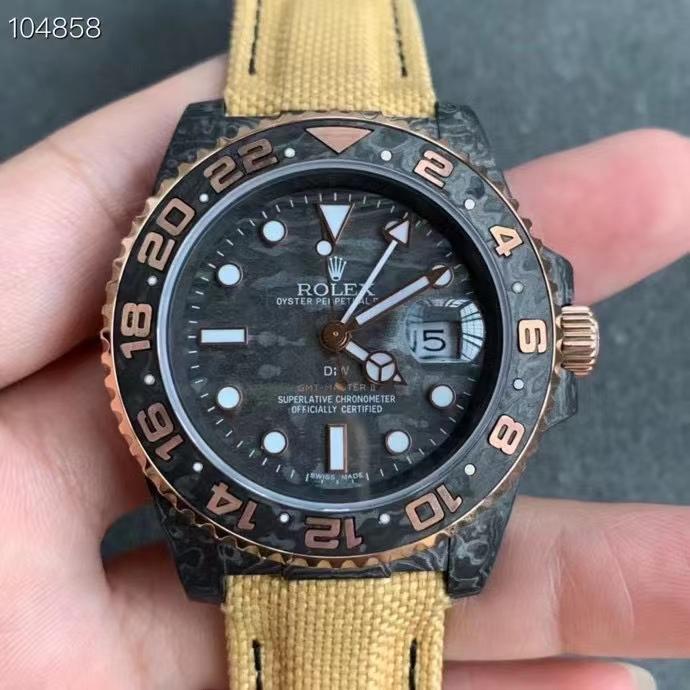 CLASSIC CUSTOM CARBON FIBER ROSE GOLD-TONE GMT WATCH