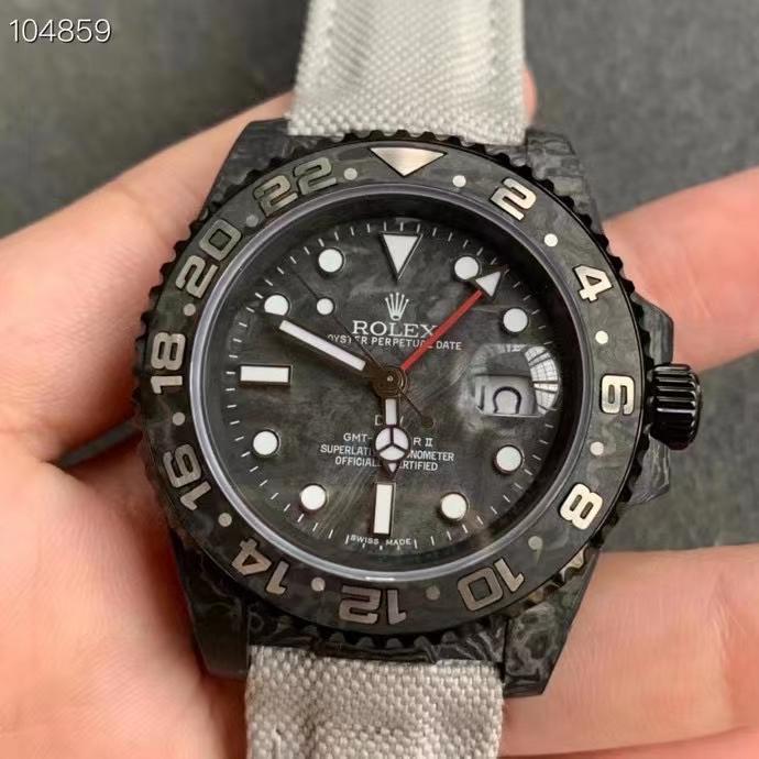 CLASSIC CUSTOM CARBON FIBER GREY GMT WATCH